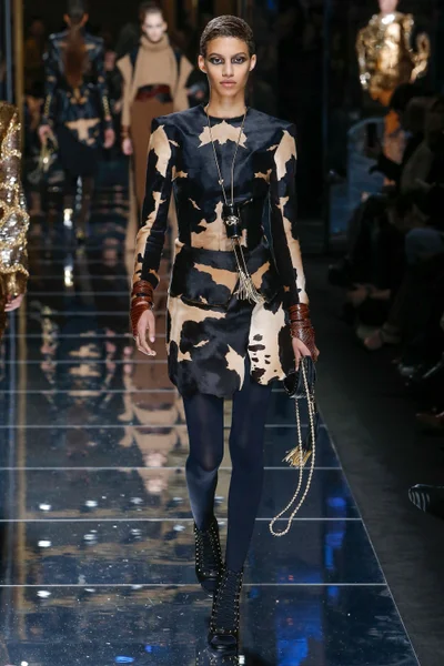 Look 47